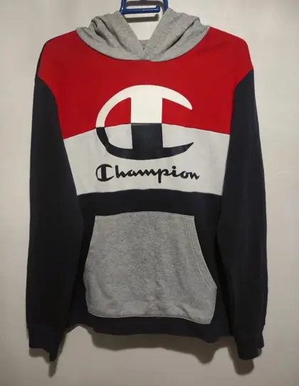 Sudaders con capucha champion talla 174/179cm 16 años sirve para S