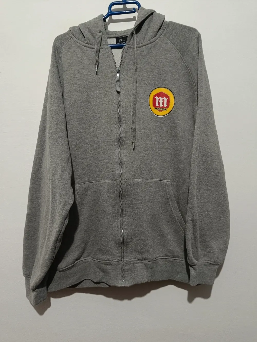 Sudadera Montesa con capucha y cremallera talla XXL sirve para XL ver medidas