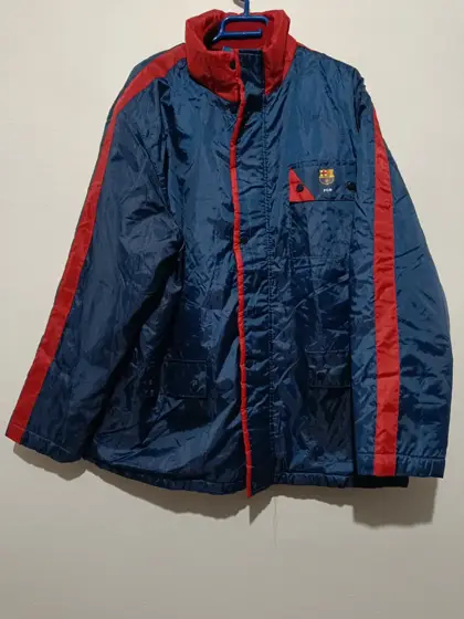 Chaqueta vintage FC Barcelona sirve para L/XL ver medidas