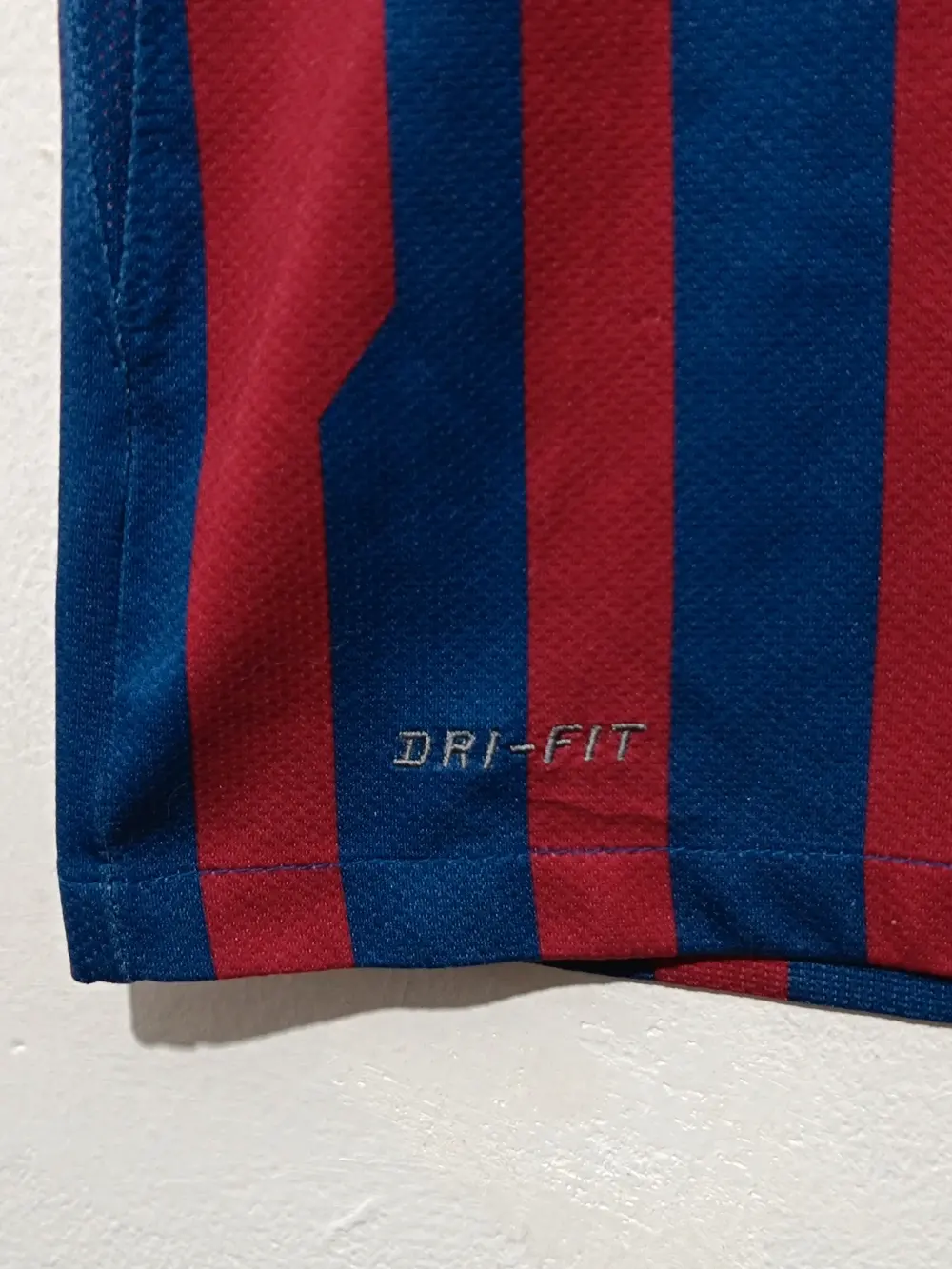 Camiseta FC Barcelona temporada 2011 talla S Nike, foto 3