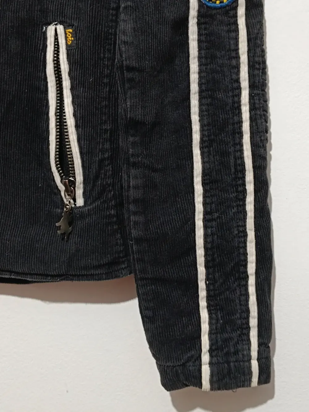Chaqueta negra vintage Lois Russel talla 2 equivale a una S ver medidas, foto 2