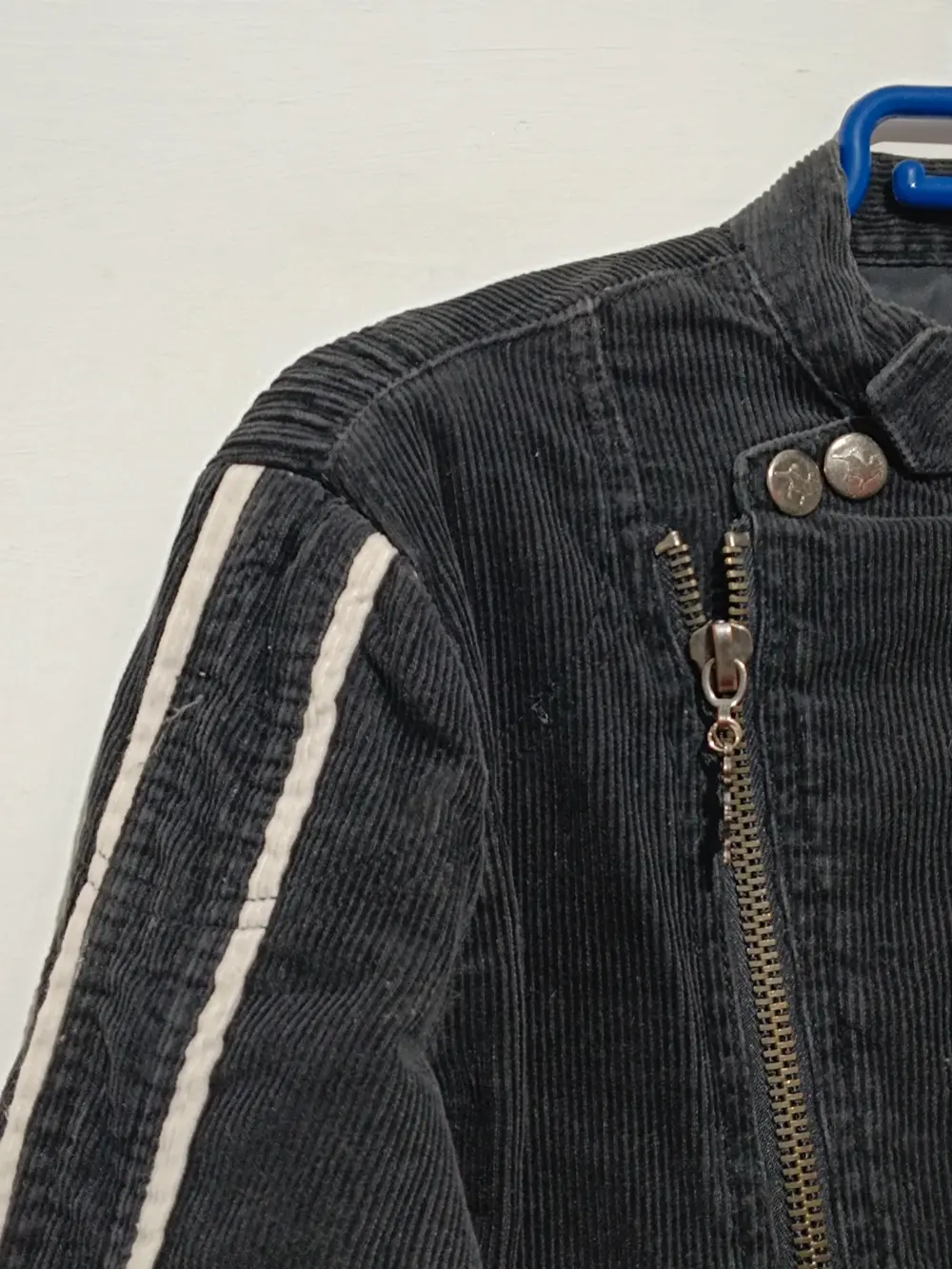 Chaqueta negra vintage Lois Russel talla 2 equivale a una S ver medidas, foto 4