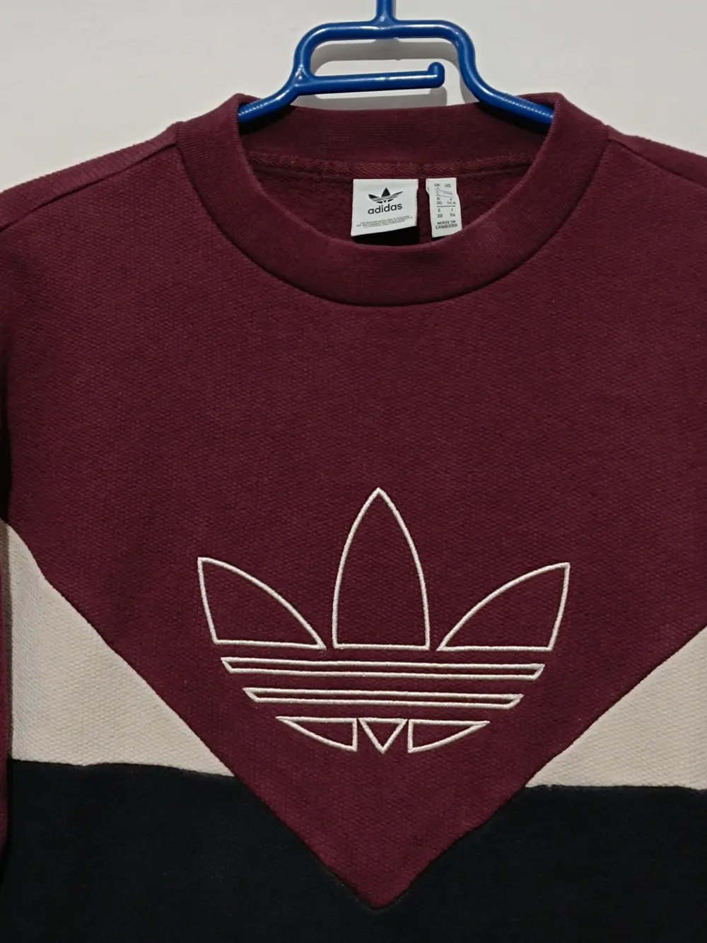 Sudadera Adidas tricolor originals talla 30 Equivale a una 3xs ver medidas, foto 2