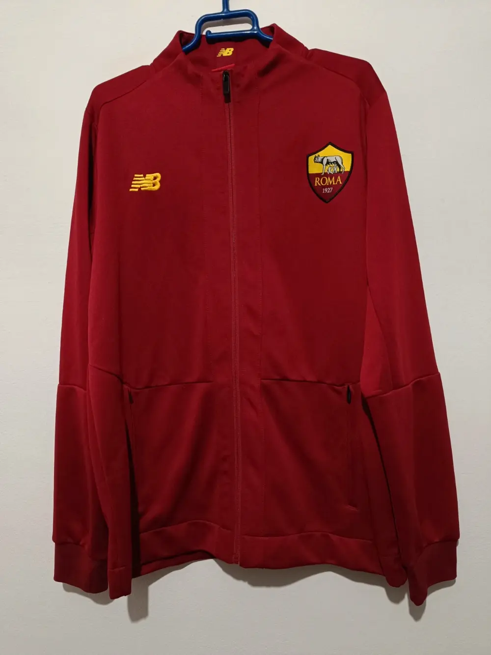 Chaqueta chandal AS.Roma talla L New Balance