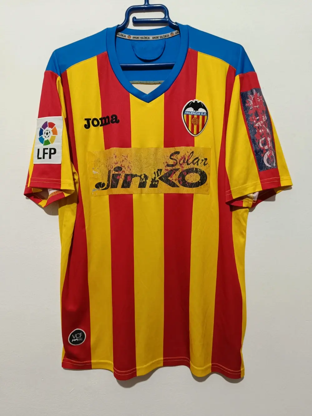 Camiseta Valencia CF señera Soldado 9 Joma talla M ver medidas