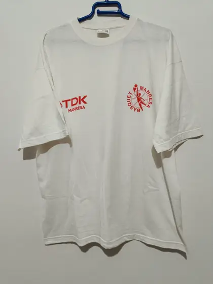 Camiseta vintage TDK Manresa basket talla L ver medidas