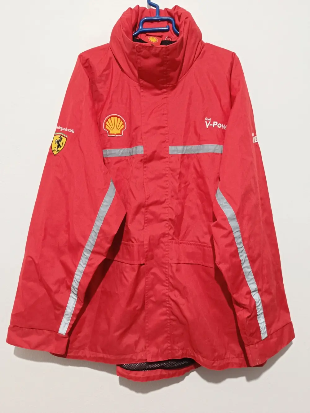 Chaqueta Shell Ferrari talla sirve para XL/XXL ver medidas