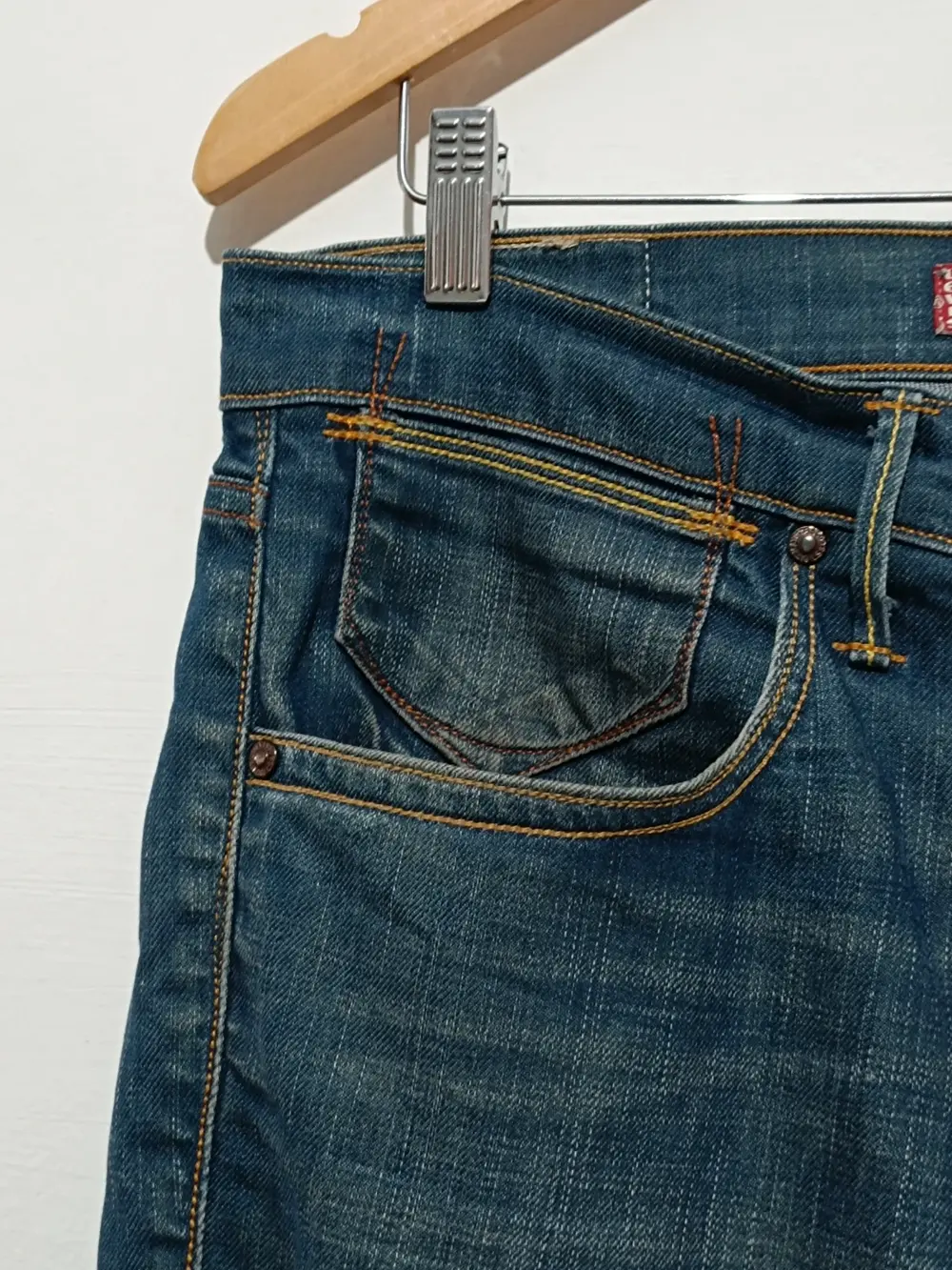 Pantalon Vaquero Levi's 519 Slim talla 32x34 L ver medidas, foto 2