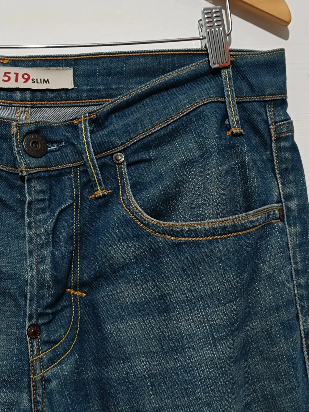 Pantalon Vaquero Levi's 519 Slim talla 32x34 L ver medidas, foto 3