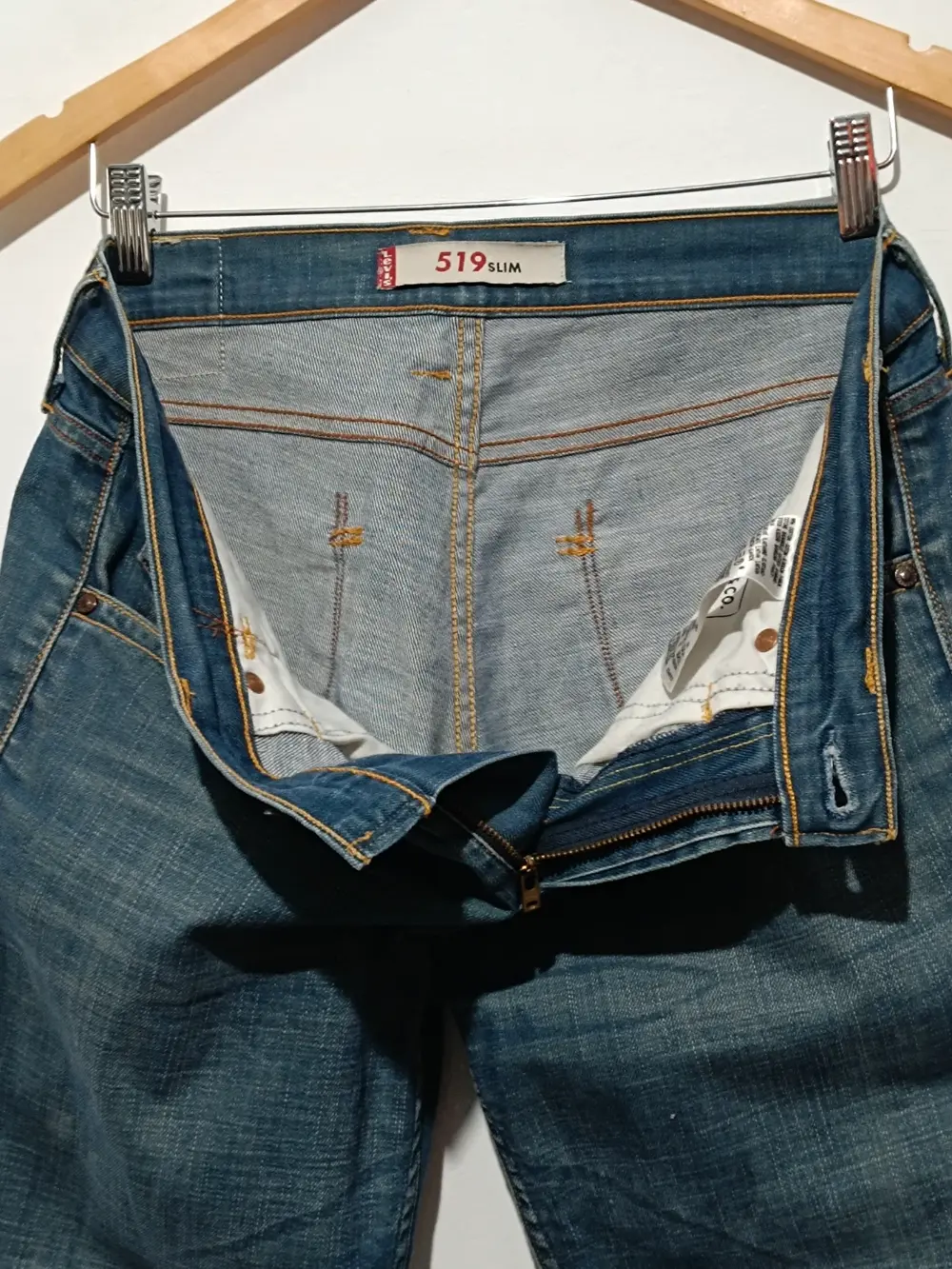 Pantalon Vaquero Levi's 519 Slim talla 32x34 L ver medidas, foto 5