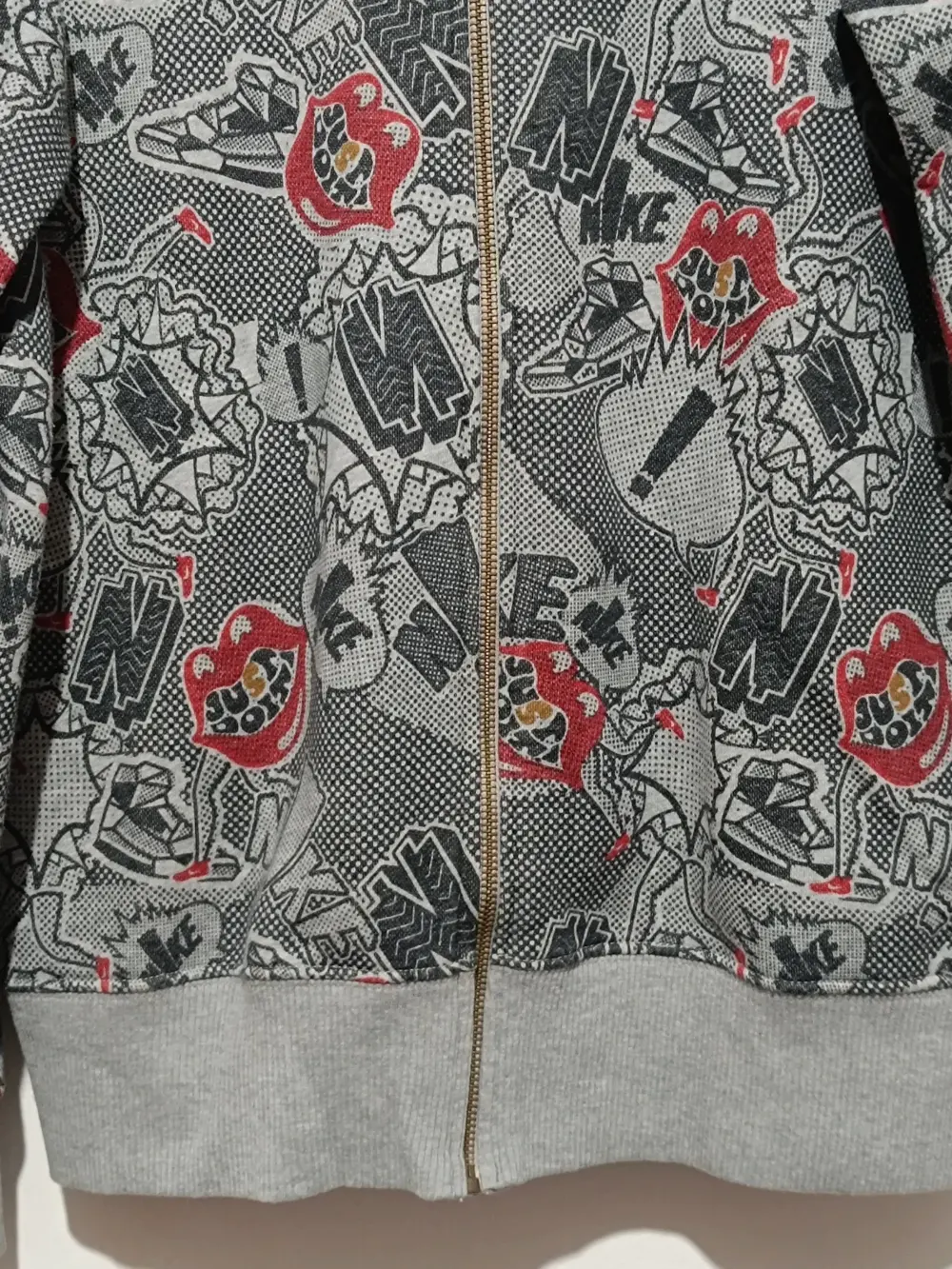 Sudadera Nike Graffiti urban talla M, foto 2