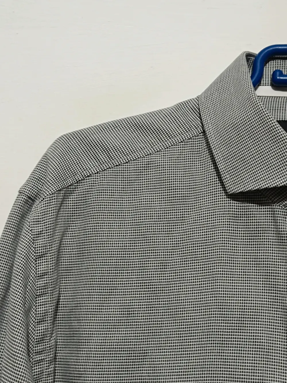 Camisa a cuadros manga larga Hugo Boss talla 42 16/5 equivale a una L ver medidas, foto 5