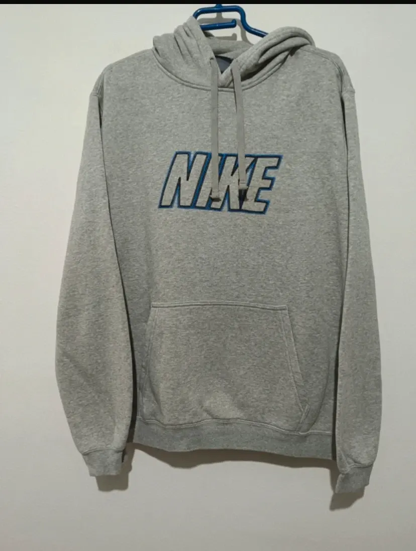 Sudadera con capucha Nike talla M