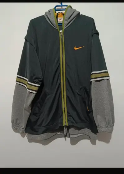 Sudadera vintage Nike hip-hop logo basket talla M