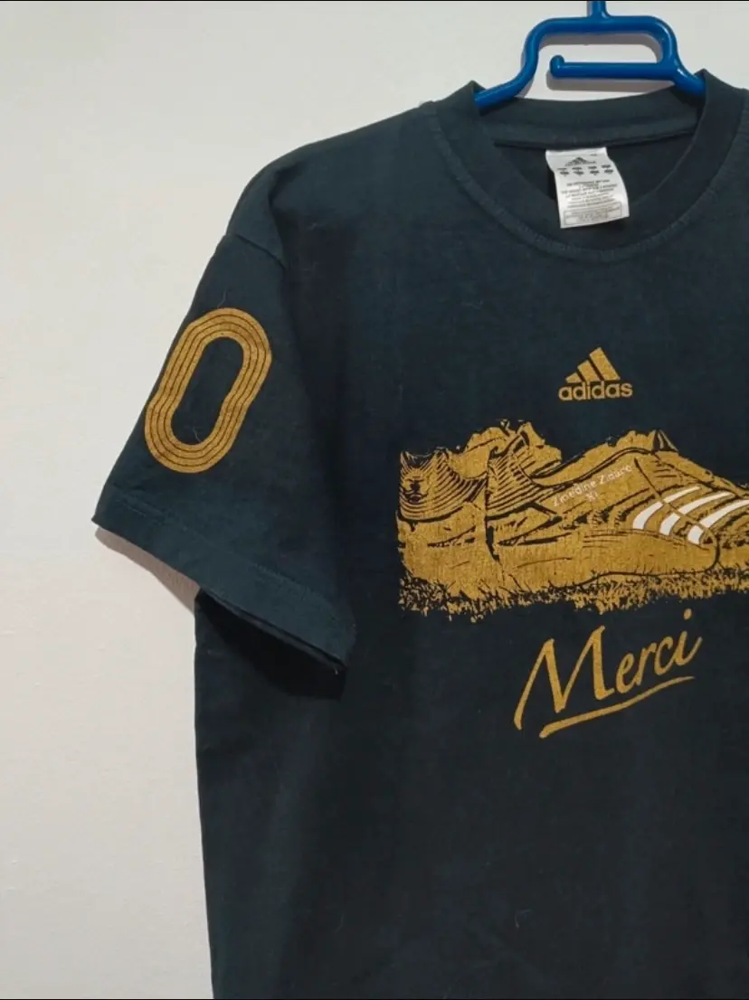 Camiseta Vintage Zidane 10 “merci” adidas talla S sirve para m ver medidas, foto 3
