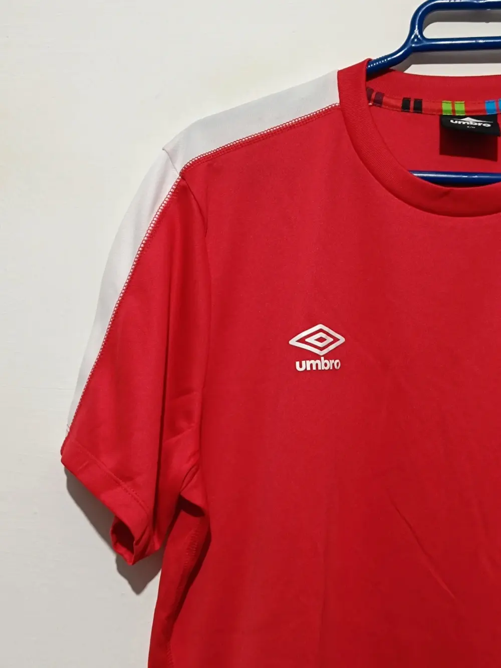 Camiseta Umbro Pringles talla S/M ver medidas, foto 3