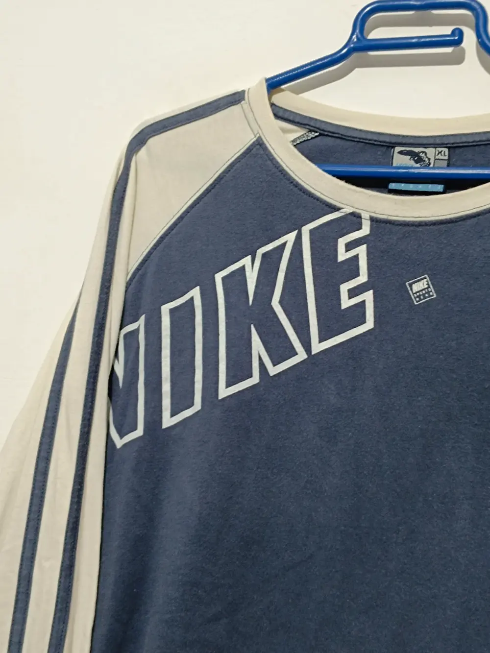 Camiseta vintage manga larga Nike Sportswear talla XL ver medidas, foto 2