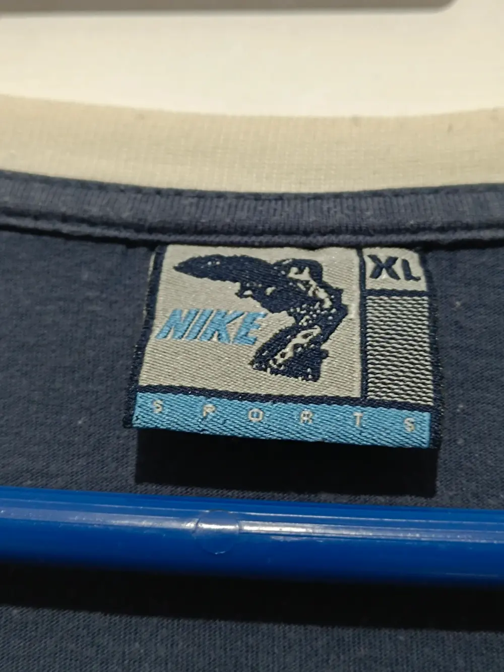 Camiseta vintage manga larga Nike Sportswear talla XL ver medidas, foto 5