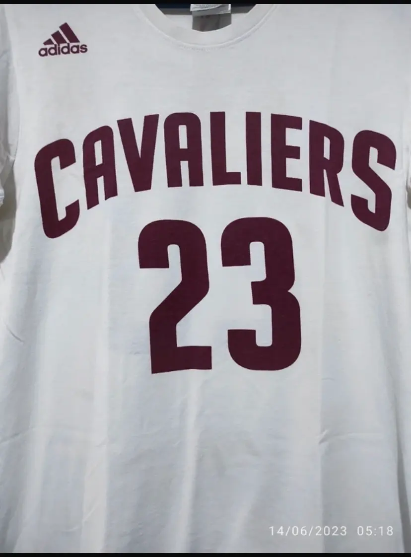 Camiseta manga corta Cavaliers James 23 talla S adidas, foto 3