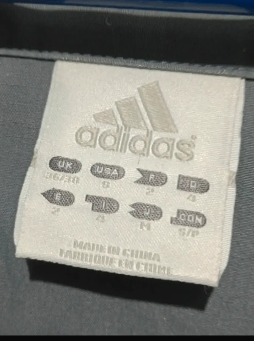 Camiseta vintage adidas olshchool true vintahe talla L ver medidas, foto 3