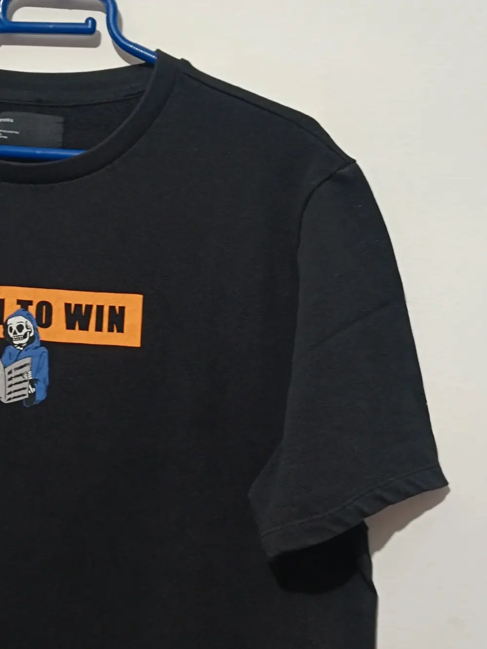 Camiseta manga corta Born to Win Bershka talla M, foto 2