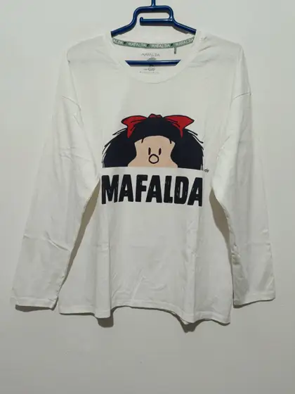 Camiseta manga larga Mafalda oficial talla M