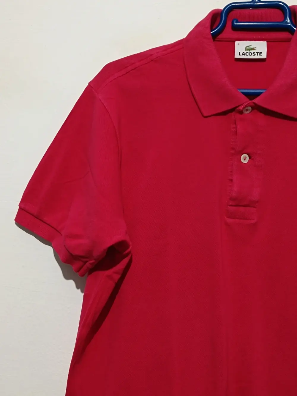 Polo Fucsia Lacoste talla 4 equivale a una M ver medidas, foto 3