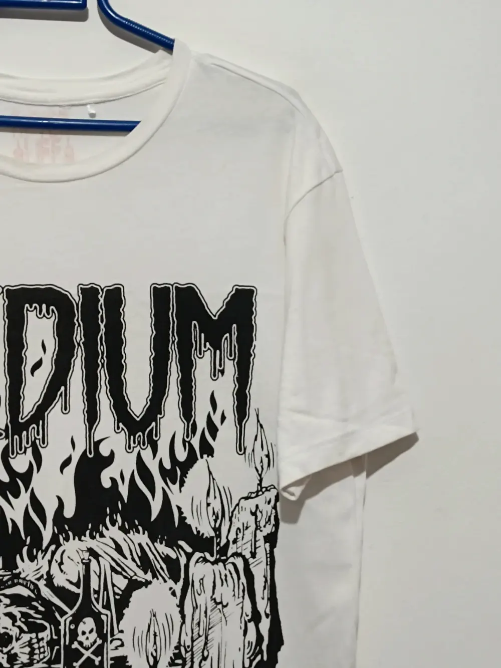 Camiseta The Medium the Cave talla M sirve para L ver medidas, foto 5