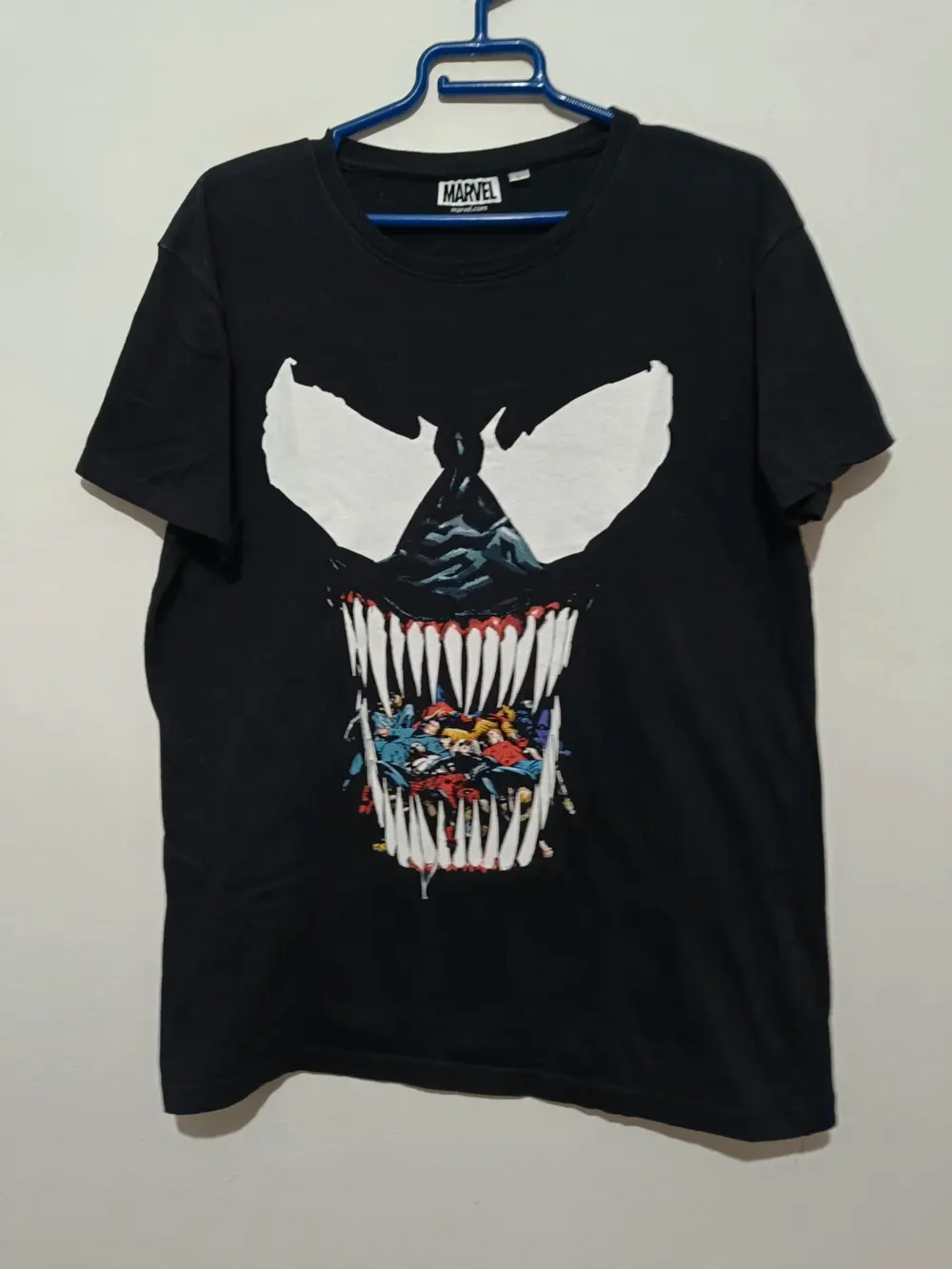 Camiseta Marvel Venom talla L ver medidas