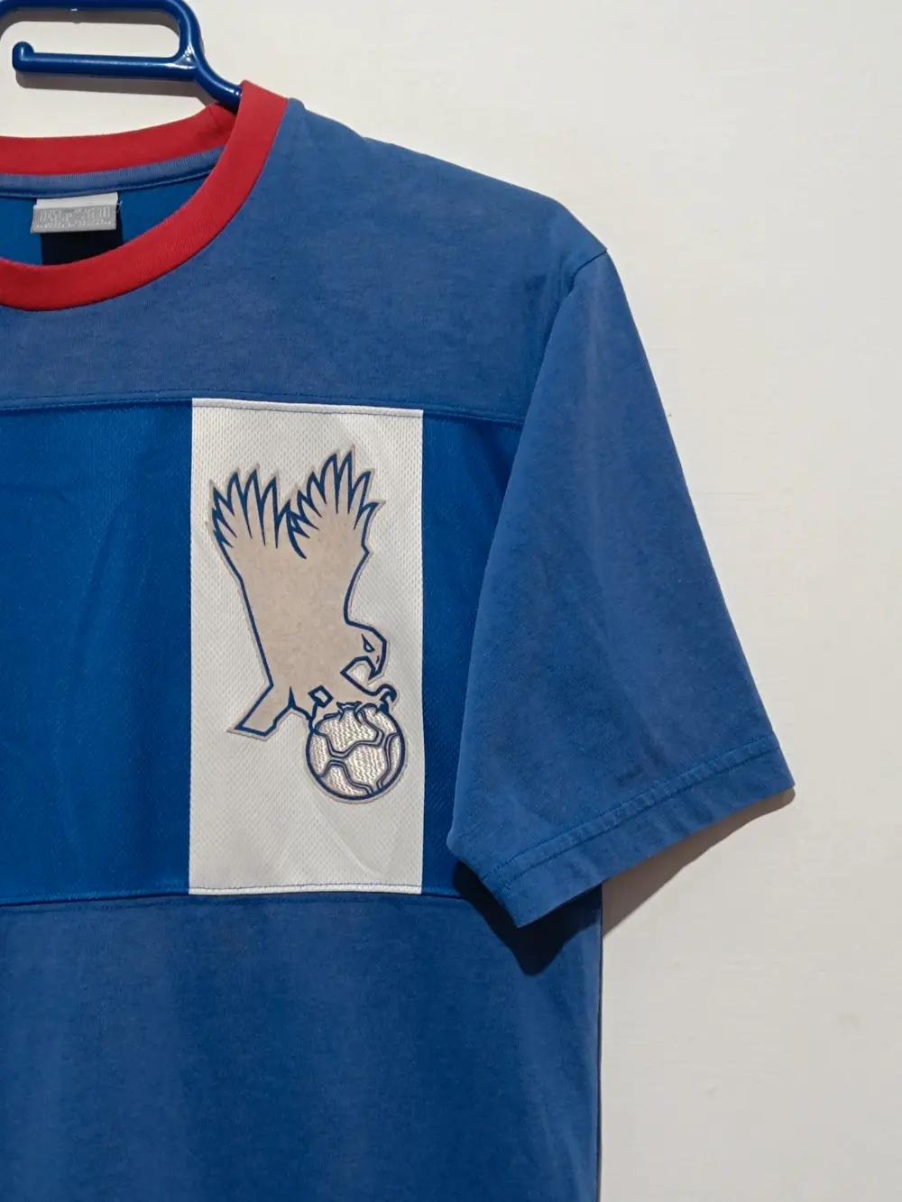 Camiseta Nike Crystal Palace ogo Aguila balón núm 11 talla S ver medidas, foto 2