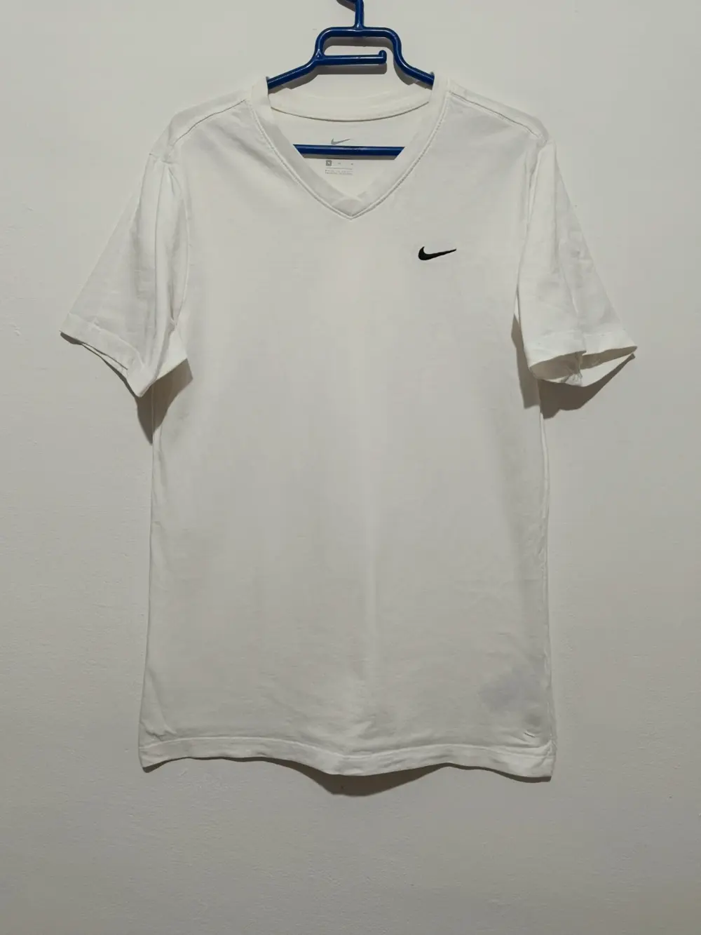 Camiseta cuello de pico Nike tee talla M