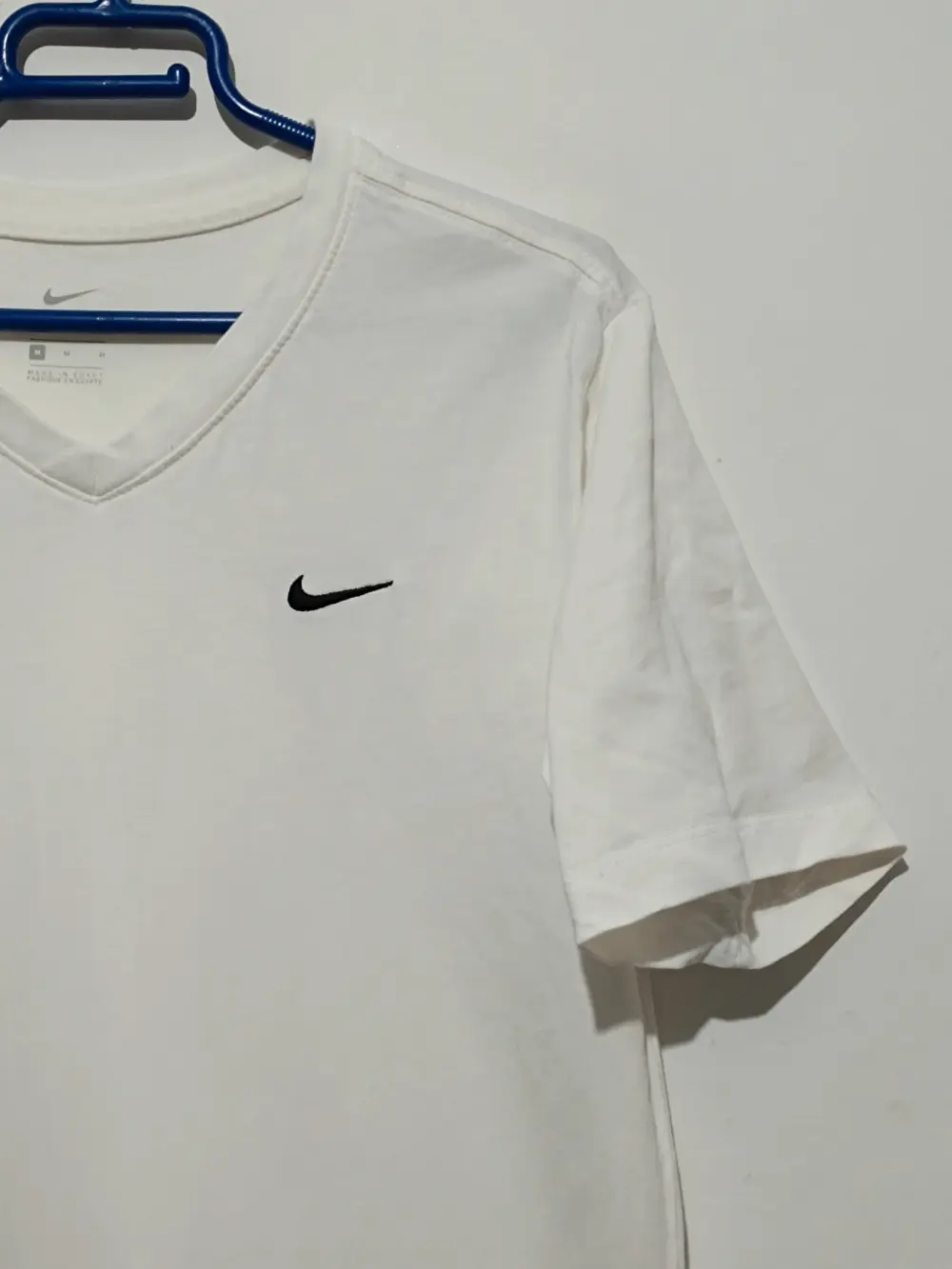 Camiseta cuello de pico Nike tee talla M, foto 2