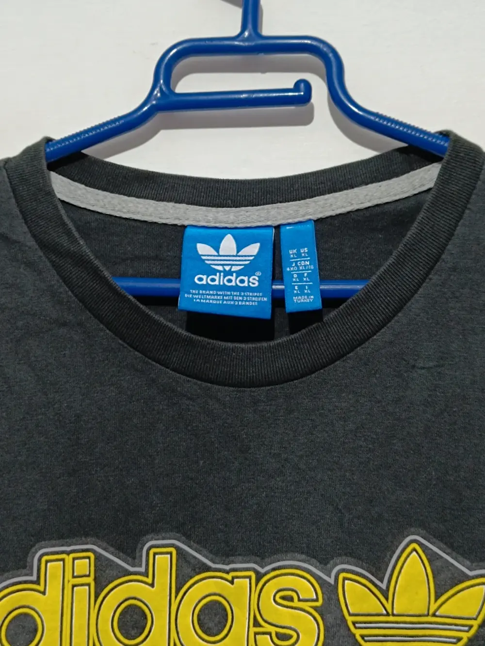 Camiseta grafica manga corta Adidas originals logos talla XL, foto 3