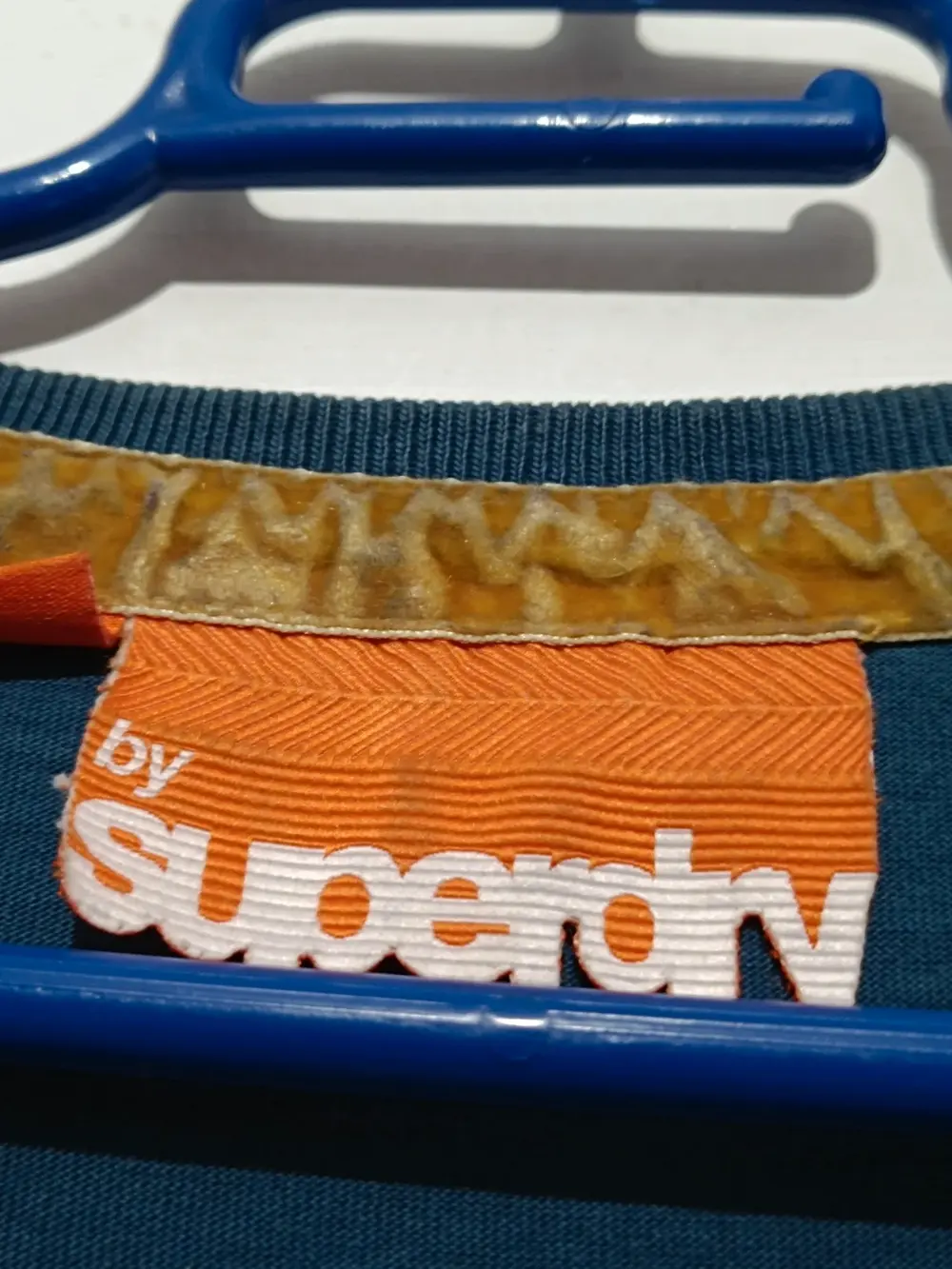 Camiseta manga corta Superdry Tokyo talla L sirve para M ver medidas, foto 3