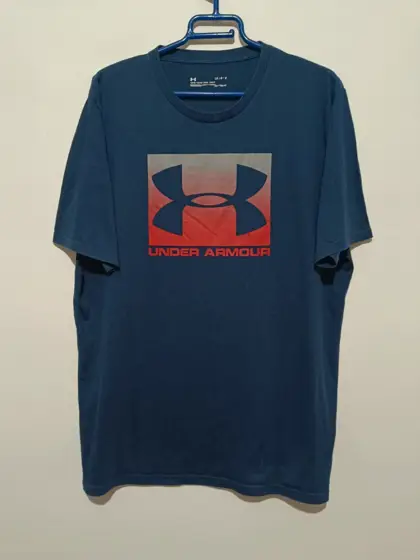 Camiseta manga corta Under Armour logo talla L