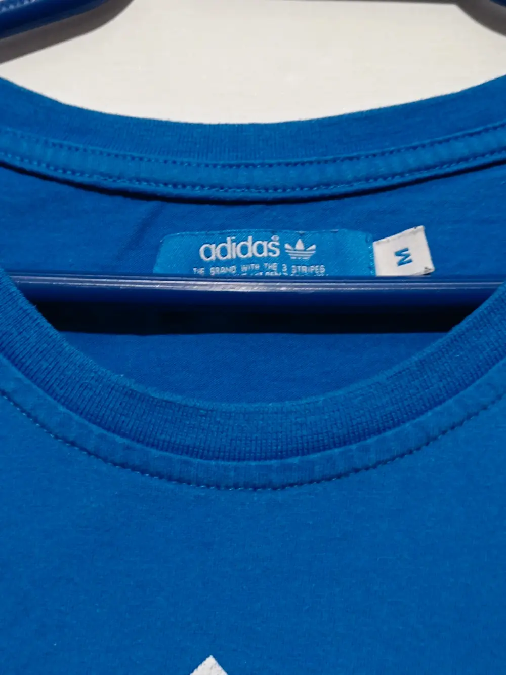 Camiseta manga corta Adidas originals logo talla M, foto 4