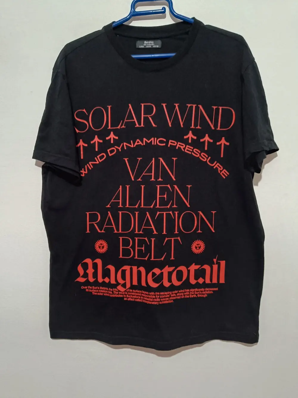 Camiseta manga corta Van Allen Solar Wind Bershka talla M
