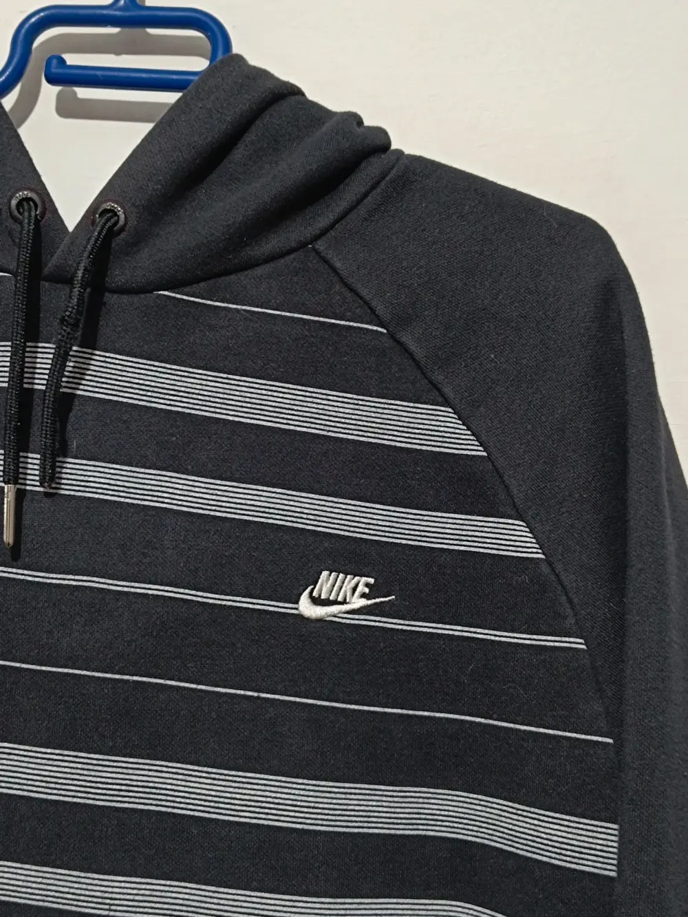 Sudadera con capucha a rayas Nike talla S, foto 3