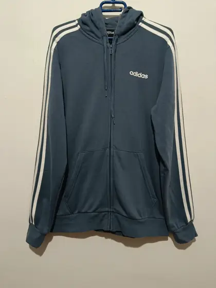 Sudadera con capucha y cremallera Adidas essentials 3 stripestalla M ver medidas