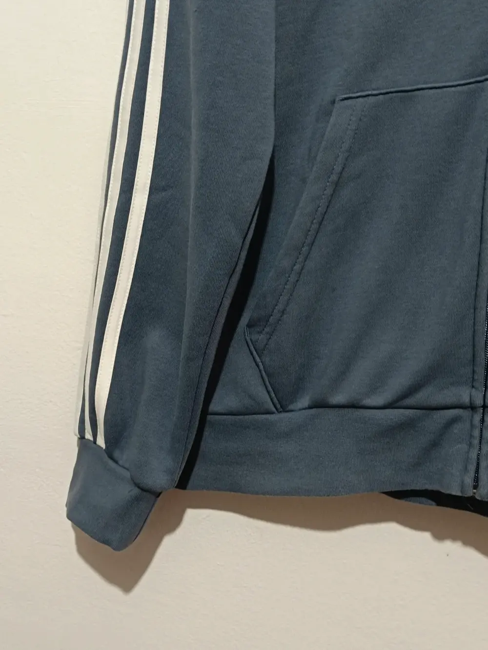 Sudadera con capucha y cremallera Adidas essentials 3 stripestalla M ver medidas, foto 2