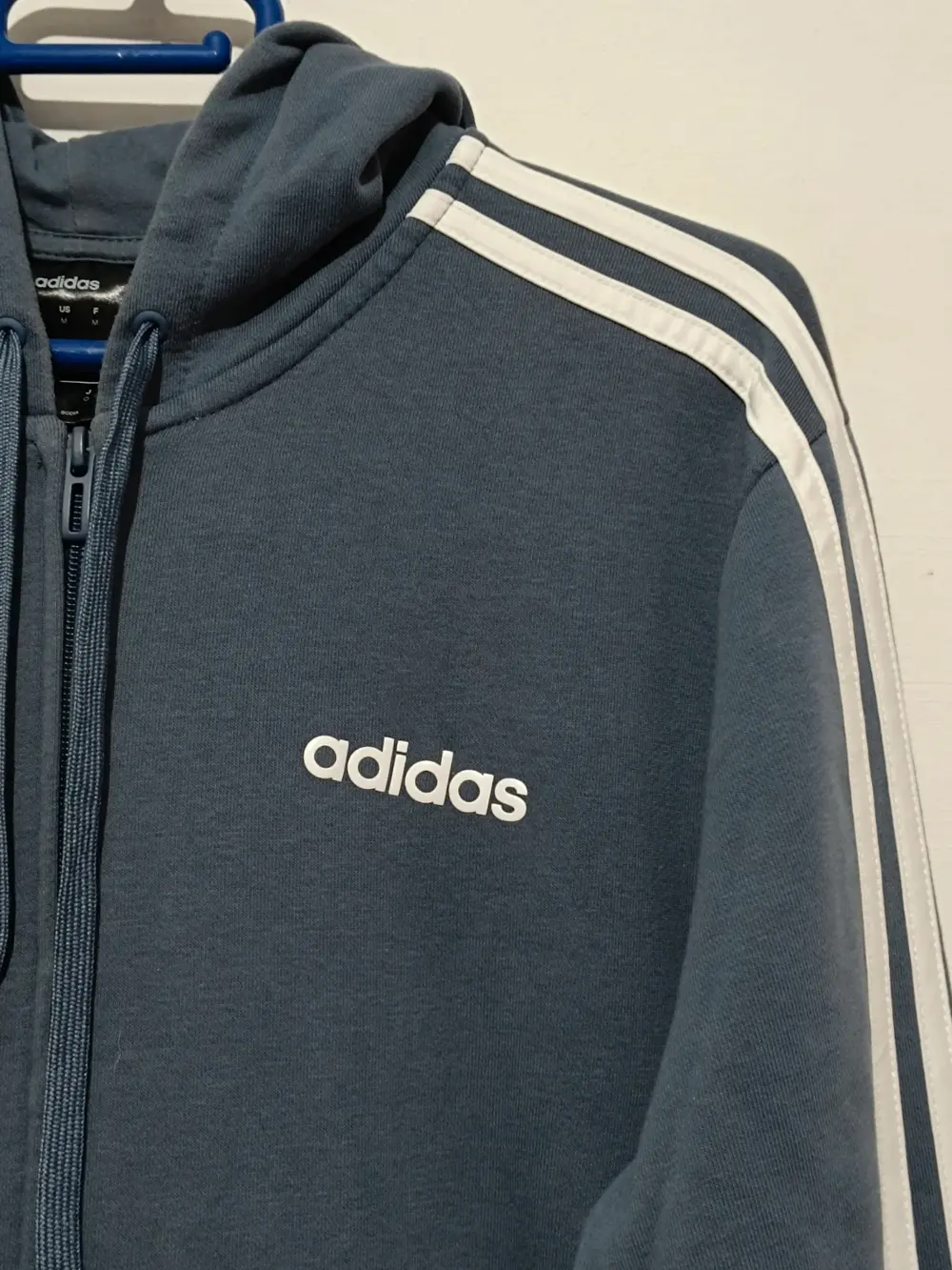 Sudadera con capucha y cremallera Adidas essentials 3 stripestalla M ver medidas, foto 4