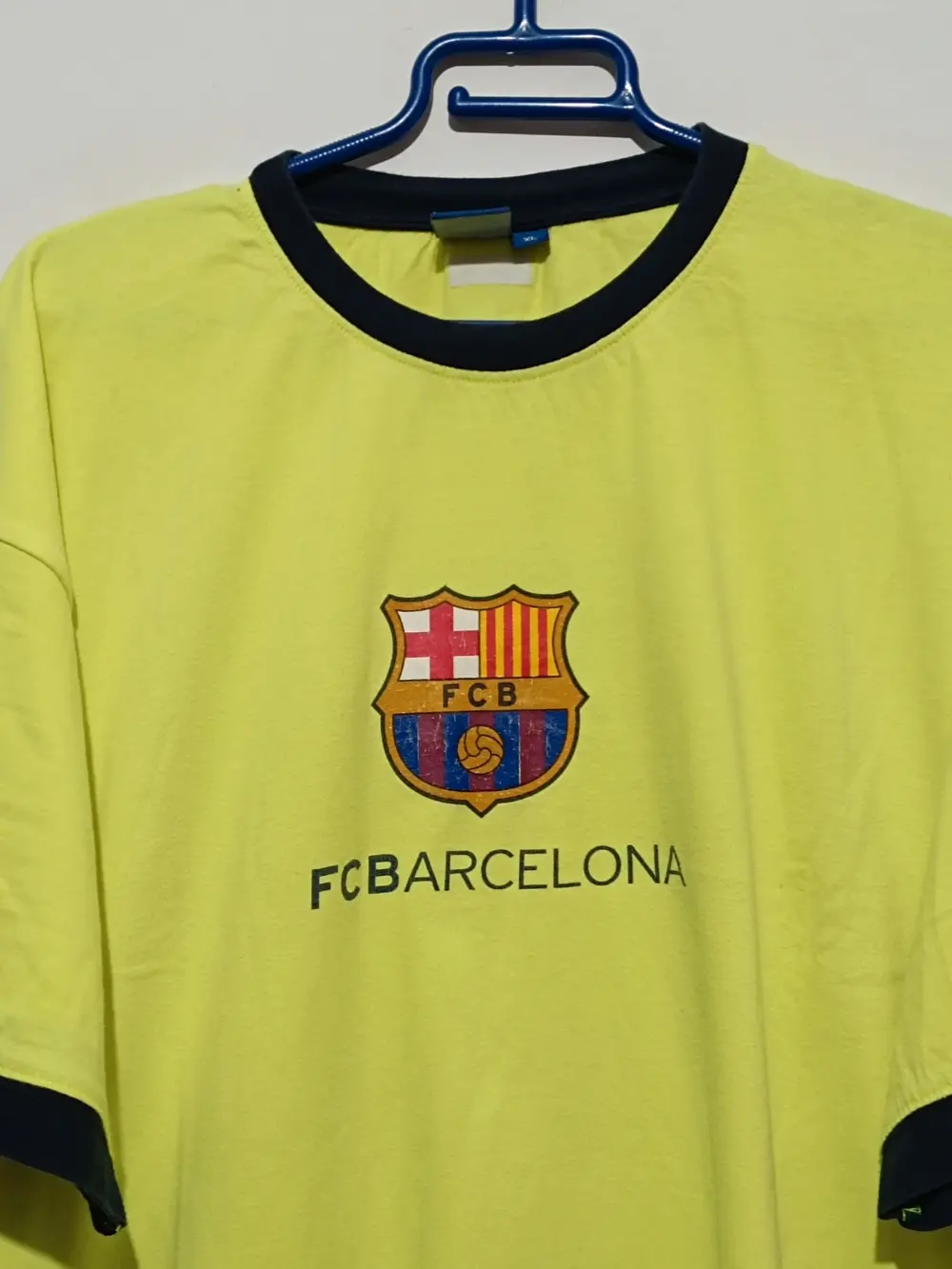 Camiseta FC Barcelona oficial logo amarilla talla XL, foto 2