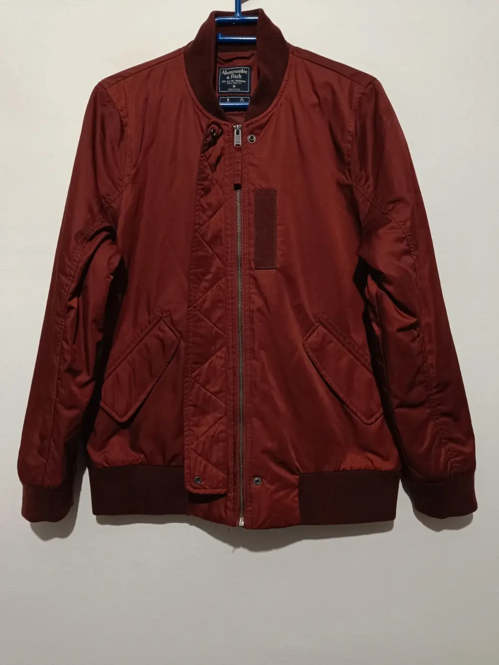 Chaqueta Bomber Clasica Abercrombrie & Fitch talla M unisex ver medidas