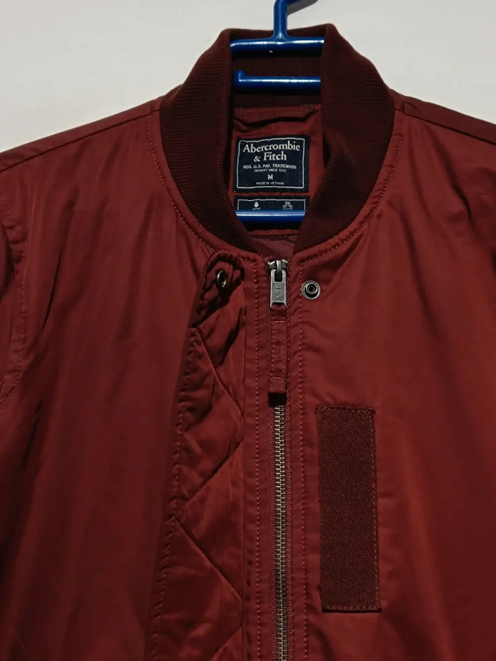 Chaqueta Bomber Clasica Abercrombrie & Fitch talla M unisex ver medidas, foto 4
