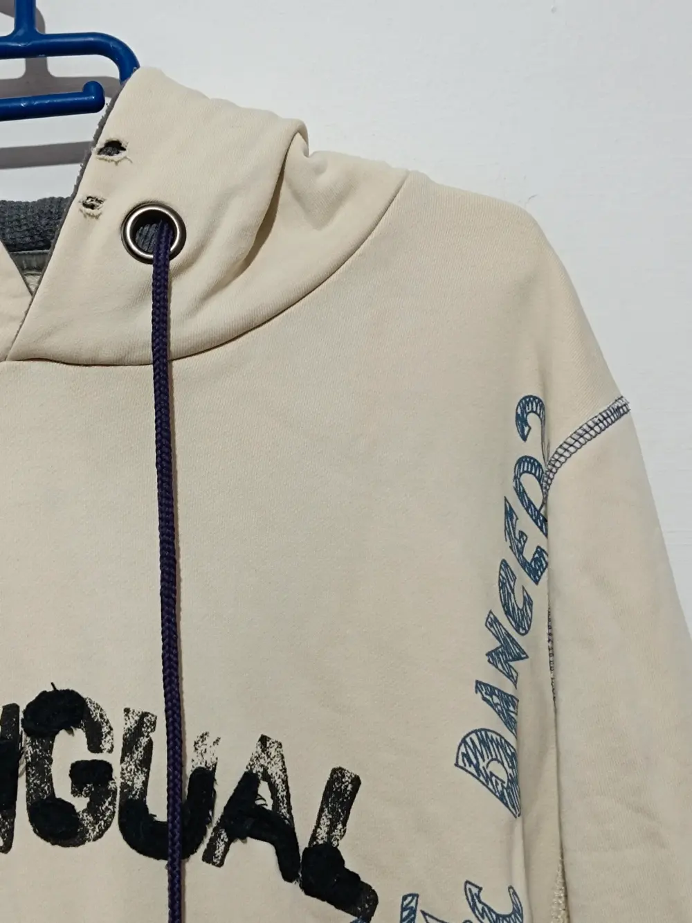 Sudadera con capucha Desigual talla M sirve para L ver medidas, foto 5