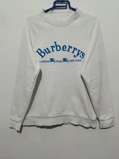 Jersey Burberry cuello redondo talla M ver medidas