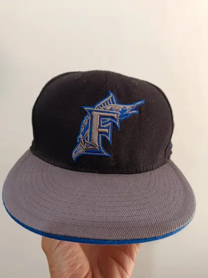 Gorra vintage Florida Marlins New era talla 57'7=7 1/4