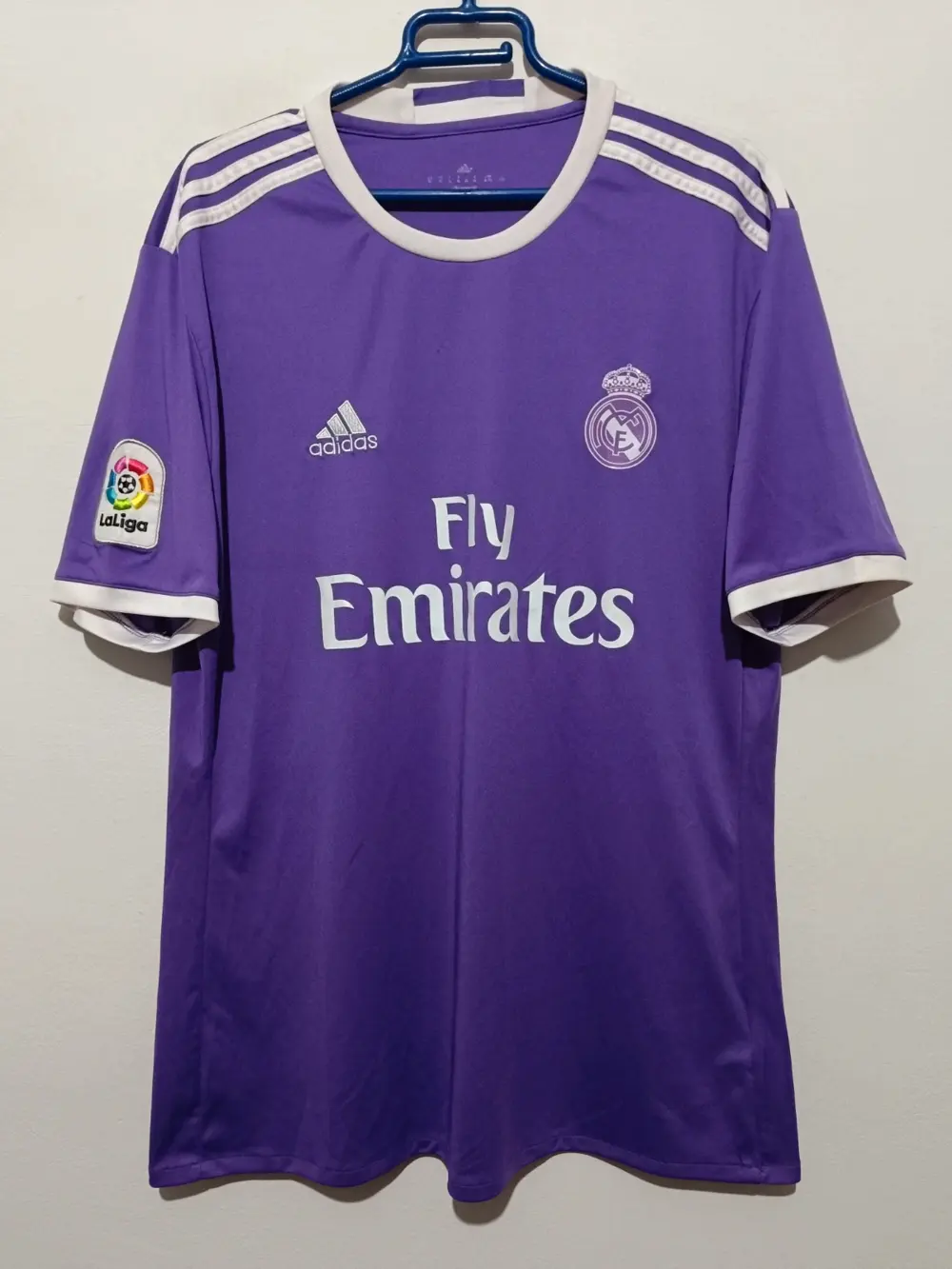 Camiseta retro Real Madrid Adidas temporada 16/17 talla XL