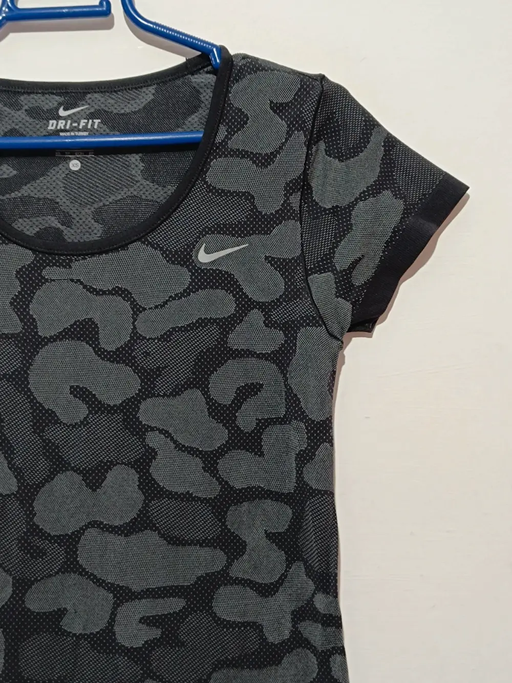 Camiseta Nike running camuflaje mujer talla XS, foto 2