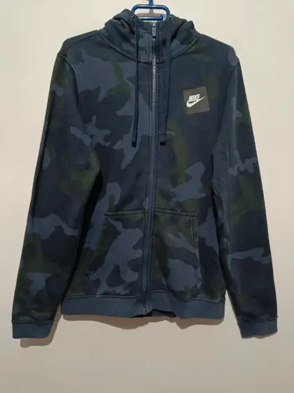 Sudadera Camuflaje Nike talla S